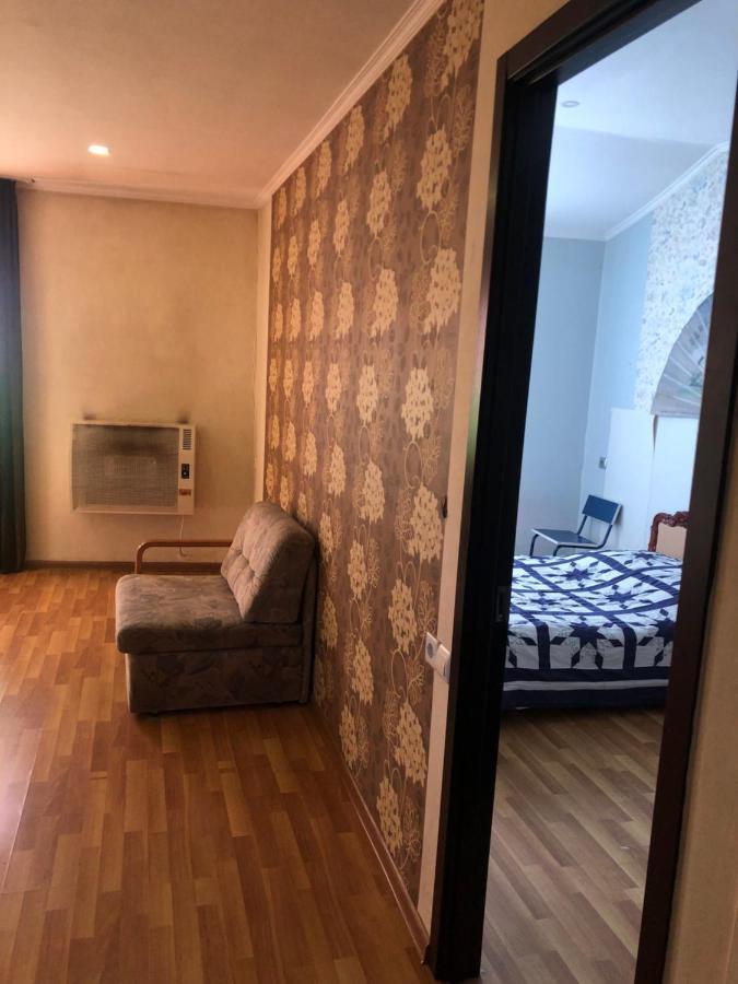 Apartment Zaziashvili 30 ティビリシ エクステリア 写真